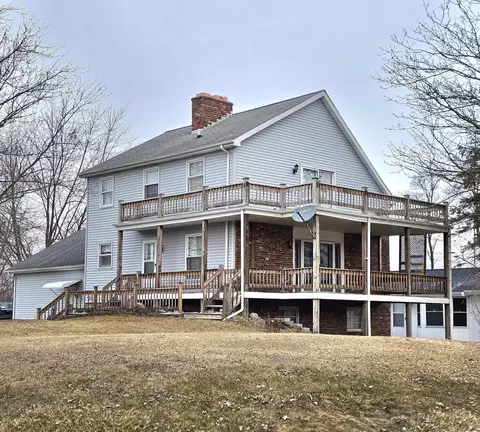 149 Lake Shore Dr, Coldwater, MI 49036
