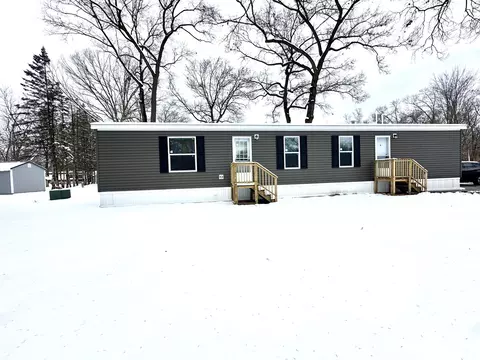 2361 Oak St, Twin Lake, MI 49457