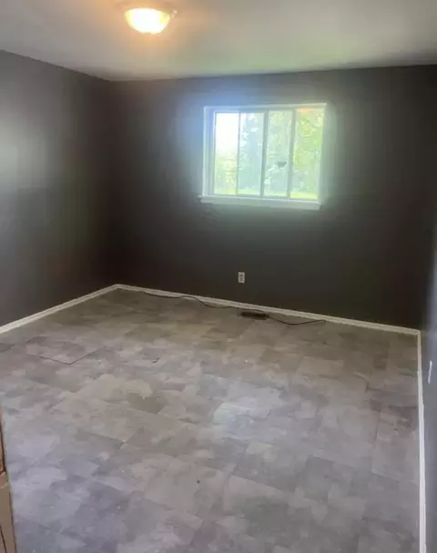 2910 Prospect St, Flint, MI 48504 photo 5