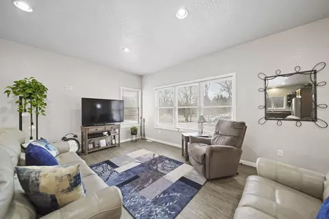 Living - 6437 Cross Rd, Concord, MI 49237 photo 3 of 5