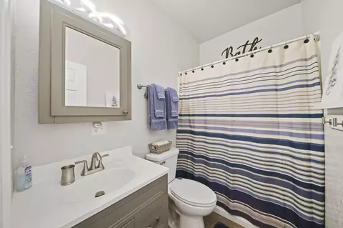 Bath - 6437 Cross Rd, Concord, MI 49237 photo 2 of 3