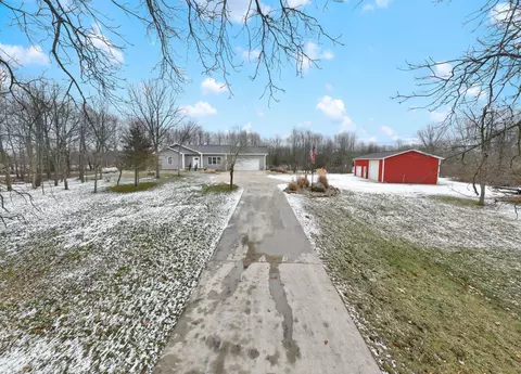 View/Area - 6437 Cross Rd, Concord, MI 49237 photo 1 of 9