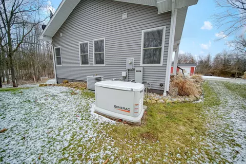 Exterior - 6437 Cross Rd, Concord, MI 49237 photo 15 of 25