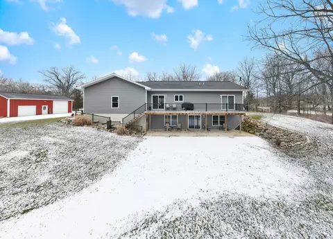 Exterior - 6437 Cross Rd, Concord, MI 49237 photo 13 of 25