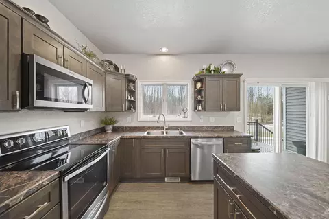 Kitchen - 6437 Cross Rd, Concord, MI 49237 photo 1 of 4