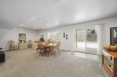 Dining - 6437 Cross Rd, Concord, MI 49237 photo 3 of 4