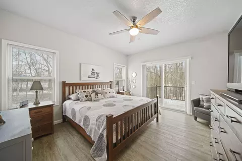 Bedroom - 6437 Cross Rd, Concord, MI 49237 photo 1 of 6