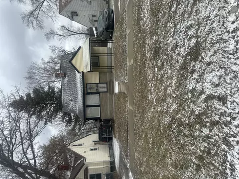 8498 Trinity St, Detroit, MI 48228