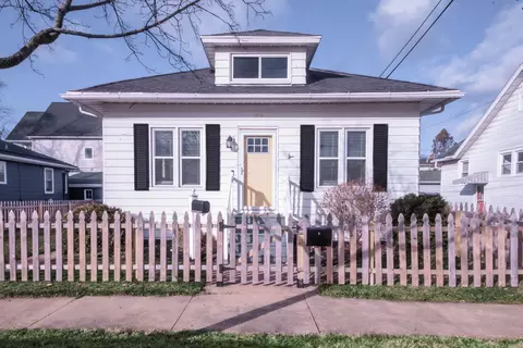 1714 Lakeview Ave, St. Joseph, MI 49085