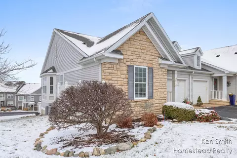 3505 Rifle River St SW, Wyoming, MI 49418