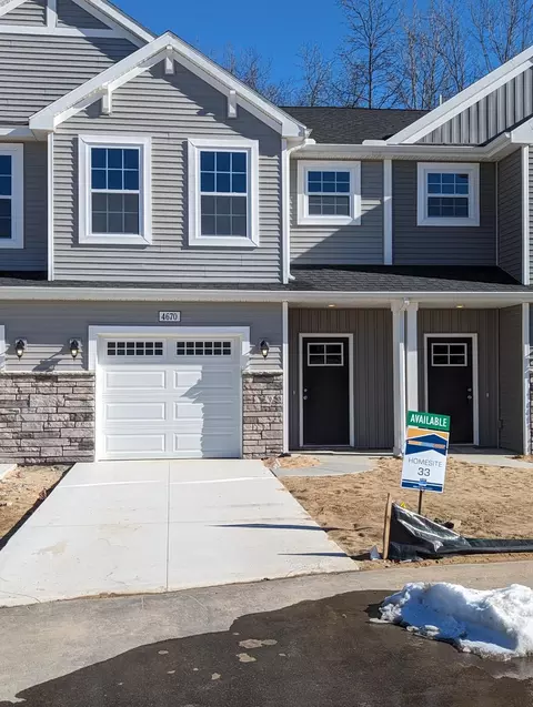 4670 Glen Haven Dr, Kentwood, MI 49512