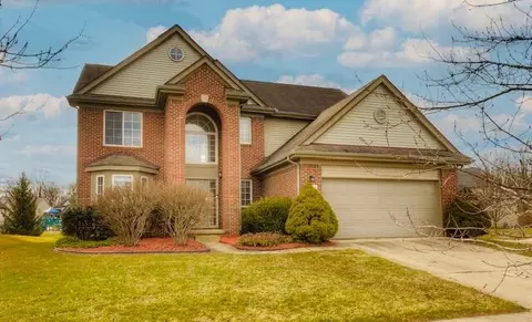 6521 Wisteria Trce, Ann Arbor, MI 48103