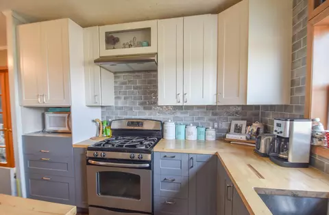 Kitchen - 811 Kinter Rd, Bronson, MI 49028 photo 3 of 4