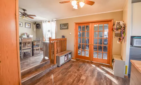 Living - 811 Kinter Rd, Bronson, MI 49028 photo 2 of 6
