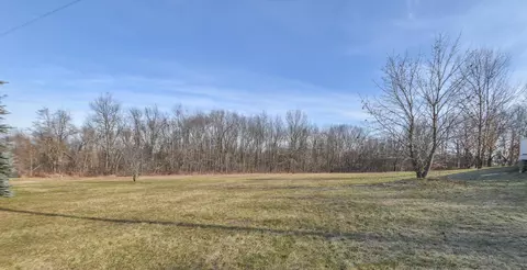 Exterior - 811 Kinter Rd, Bronson, MI 49028 photo 5 of 9