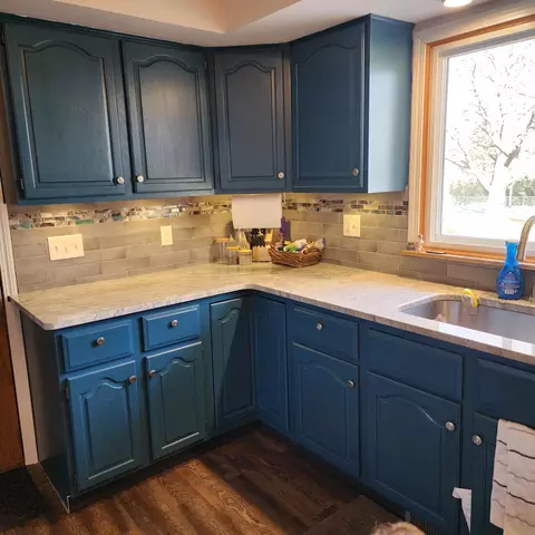 Kitchen - 14043 Chandler Rd, Bath, MI 48808 photo 1 of 4