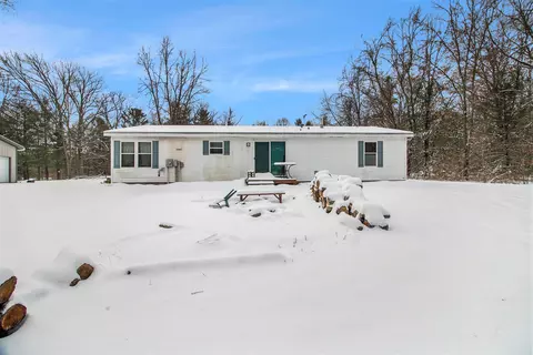 48 N Locust Ave, White Cloud, MI 49349 photo 9