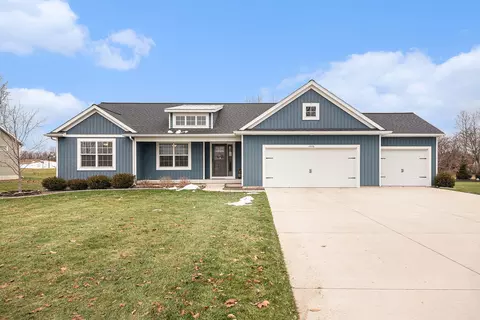 1026 W Main St, Middleville, MI 49333