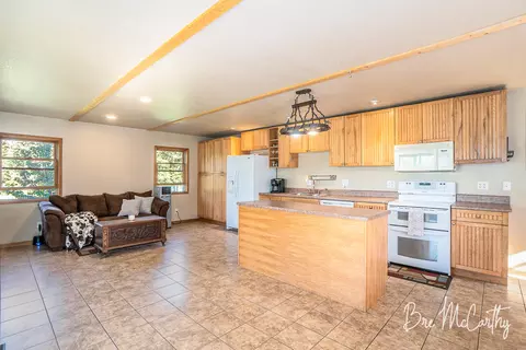 Kitchen - 6353 E M-20, Hesperia, MI 49421 photo 1 of 3