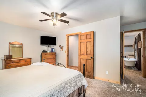 Bedroom - 6353 E M-20, Hesperia, MI 49421 photo 2 of 5