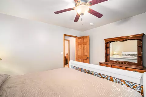 Bedroom - 6353 E M-20, Hesperia, MI 49421 photo 4 of 5