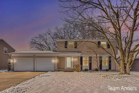 2019 Edgewood Ave SE, Grand Rapids, MI 49546