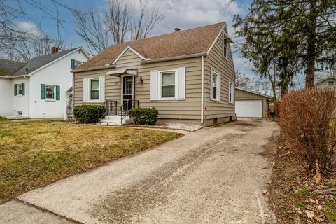237 Ward Ave, St. Joseph, MI 49085