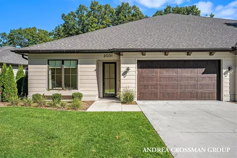 2051 Ottawa Beach Rd, Holland, MI 49424