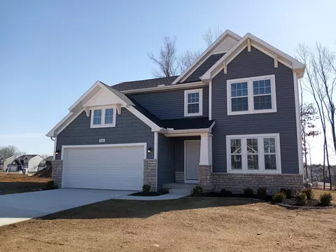 5560 Paxton Ct, Portage, MI 49024