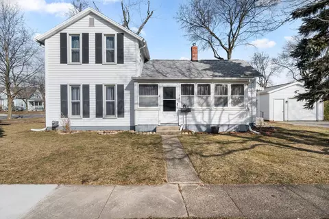 315 Cummins St W, Tecumseh, MI 49286
