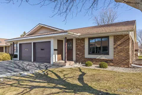 5108 Knollcrest Ct, Hudsonville, MI 49426