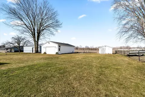 Exterior - 2196 Scofield Carleton Rd, Carleton, MI 48117 photo 7 of 12
