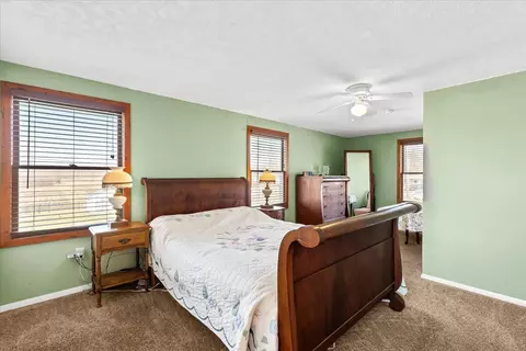 Bedroom - 2196 Scofield Carleton Rd, Carleton, MI 48117 photo 3 of 4