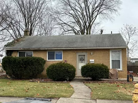 1725 Kenwood St, Inkster, MI 48141