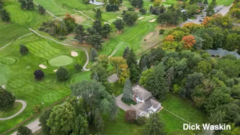 6473 Clearbrook Dr, Saugatuck, MI 49453