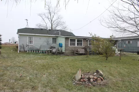 Exterior - 194 S Stringtown Rd, Quincy, MI 49082 photo 4 of 9