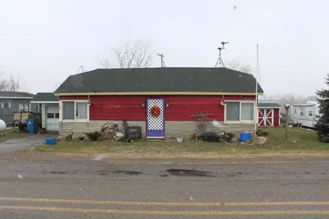 194 S Stringtown Rd, Quincy, MI 49082