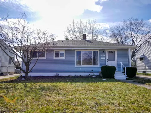 33701 Alta St, Garden City, MI 48135