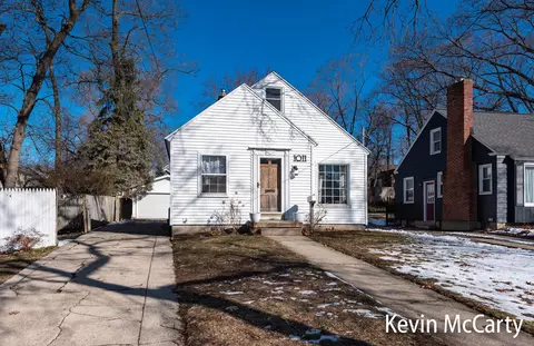 1011 Griswold St SE, Grand Rapids, MI 49507