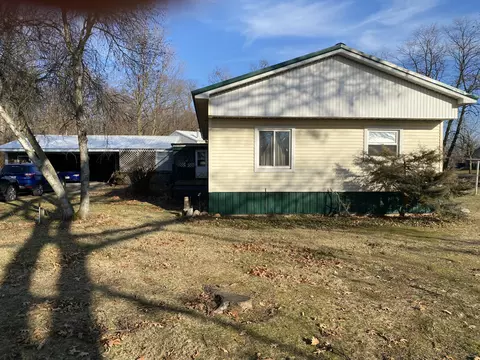 17038 Centreville-constantine Rd, Constantine, MI 49042 photo 2