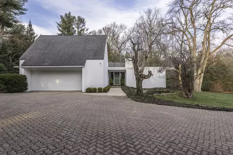 Exterior - 2855 Devonshire Rd, Ann Arbor, MI 48104 photo 6 of 24
