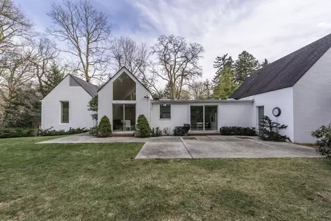 Exterior - 2855 Devonshire Rd, Ann Arbor, MI 48104 photo 9 of 24
