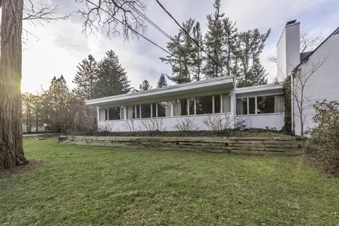Exterior - 2855 Devonshire Rd, Ann Arbor, MI 48104 photo 4 of 24