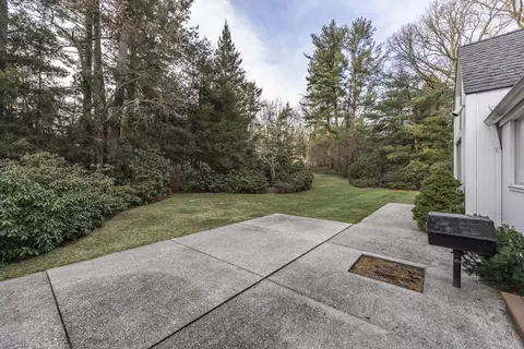 Exterior - 2855 Devonshire Rd, Ann Arbor, MI 48104 photo 15 of 24