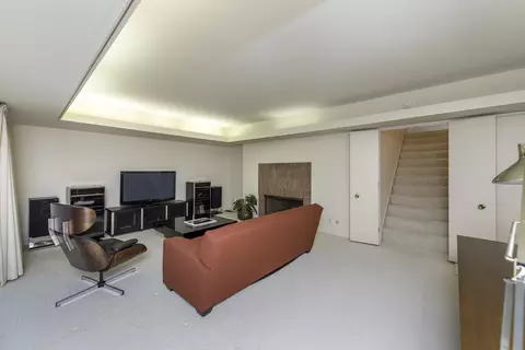 Living - 2855 Devonshire Rd, Ann Arbor, MI 48104 photo 4 of 6