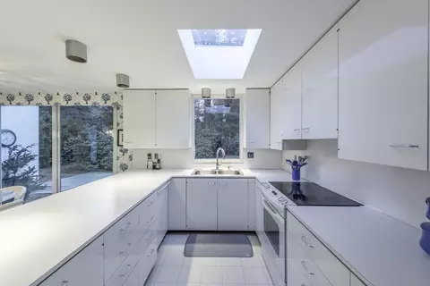 Kitchen - 2855 Devonshire Rd, Ann Arbor, MI 48104 photo 2 of 6