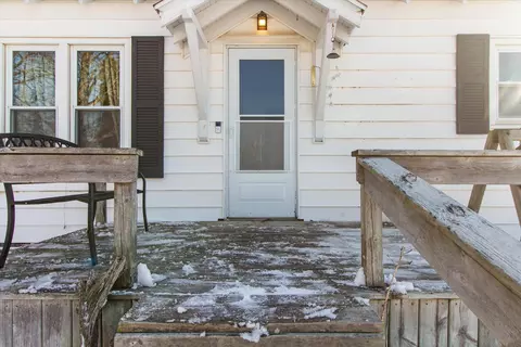Exterior - 3022 E Coral Rd, Edmore, MI 48829 photo 6 of 12