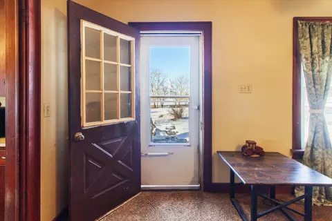 Entry Way - 3022 E Coral Rd, Edmore, MI 48829 photo 1 of 4