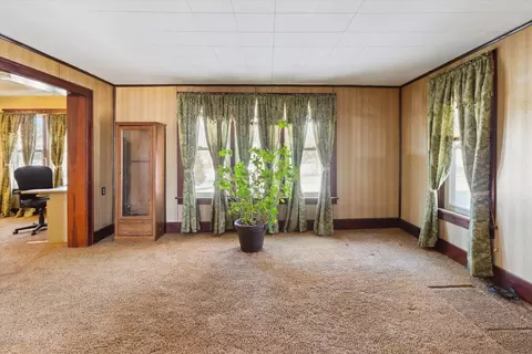 Living - 3022 E Coral Rd, Edmore, MI 48829 photo 3 of 3