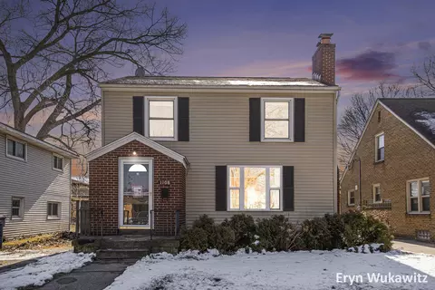 1108 Lake Michigan Dr NW, Grand Rapids, MI 49504
